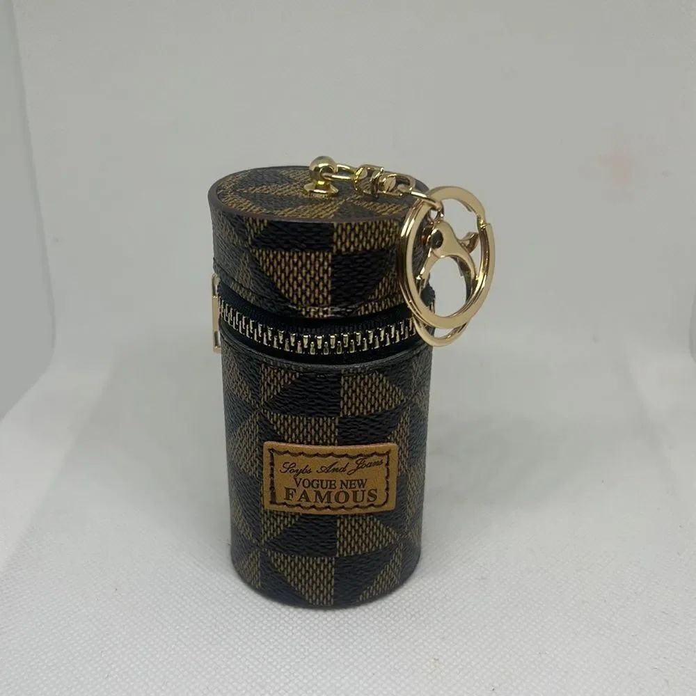 Plaid Brown Faux Leather Coin Purse with Zipper and Keychain